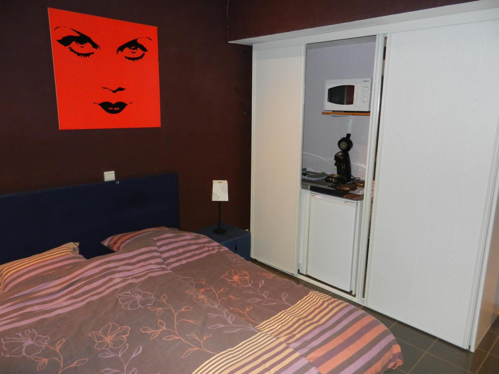 B&B Le 'Ti 'Bou De Refuge Бульон Экстерьер фото