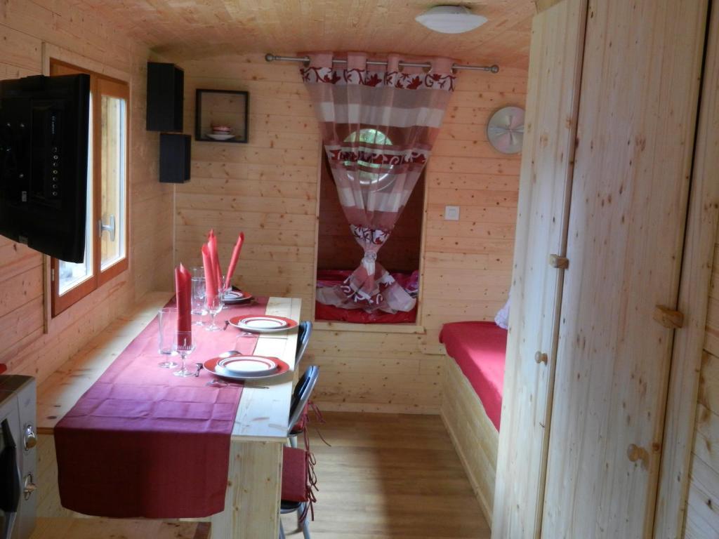 B&B Le 'Ti 'Bou De Refuge Бульон Номер фото