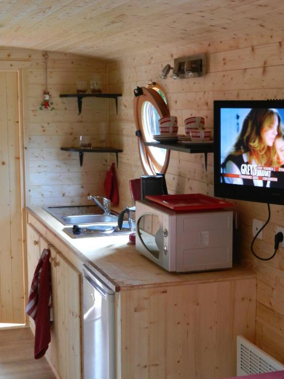 B&B Le 'Ti 'Bou De Refuge Бульон Номер фото